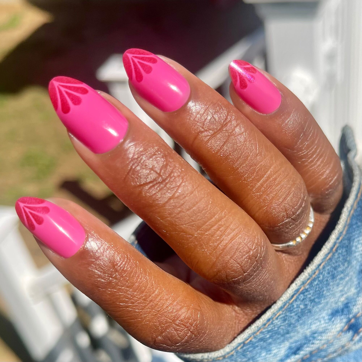 Magenta Chrome Tips - Press-On | Medium | Almond – Olive and June