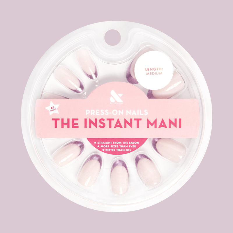 Metallic French Lilac Shimmer - Press-On | Medium | Oval false nails with a shimmery lavender french tip in round packaging