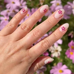 Gel Polish Nail Art - Floral Mani