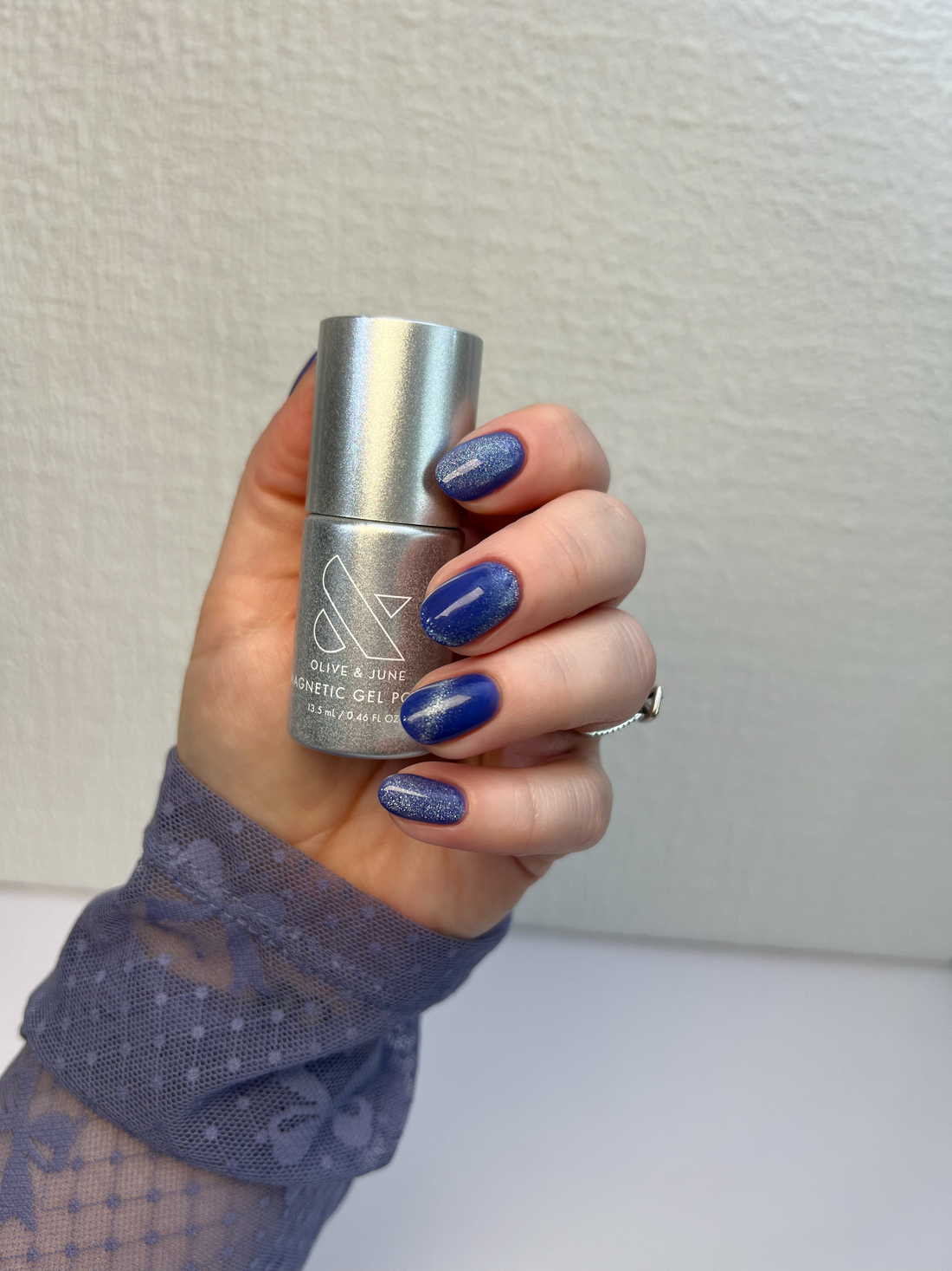 How to do a Magnetic Gel Mani