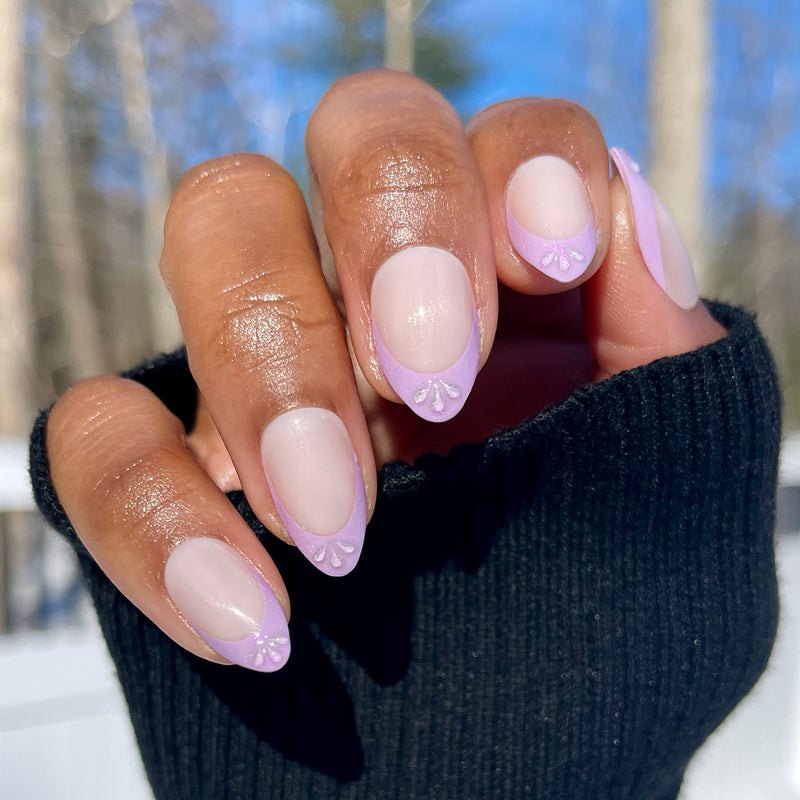 picture of 3D Iridescent Petal - Press-On | Medium | Almond