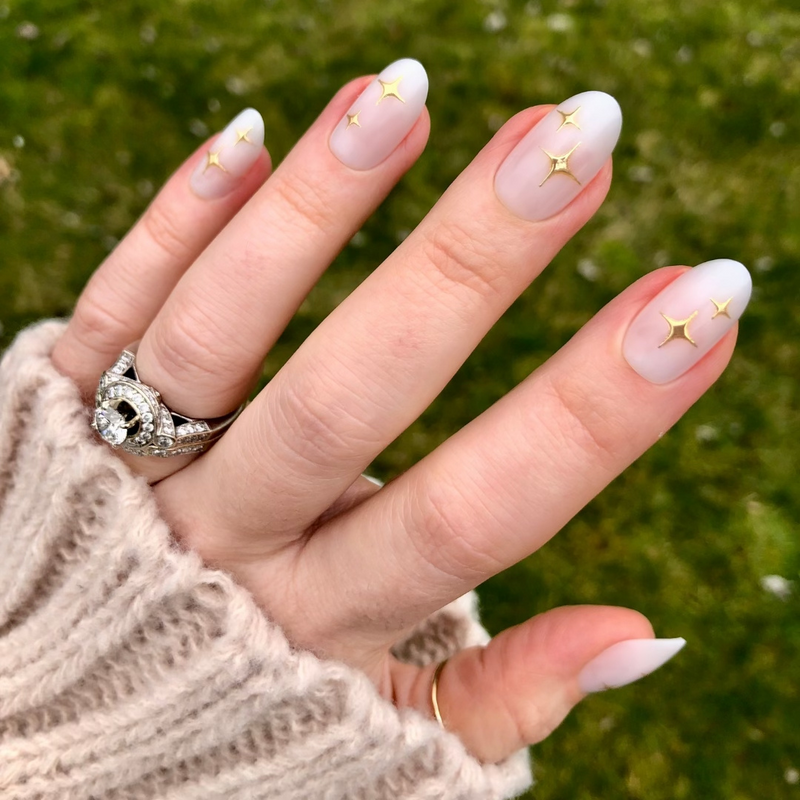 picture of Puffy Sparkle - Press-On | Medium | Oval