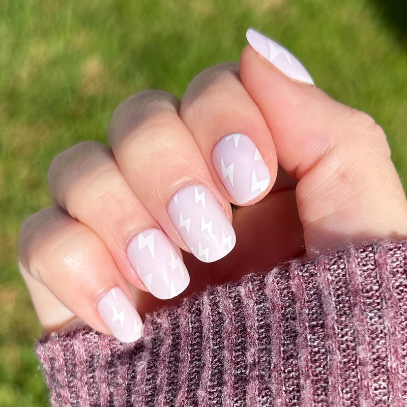 picture of Lightning Strike | Extra Short | Squoval - Tab Press-On