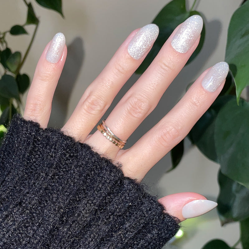 picture of Platinum Velvet - Press-On | Medium | Oval