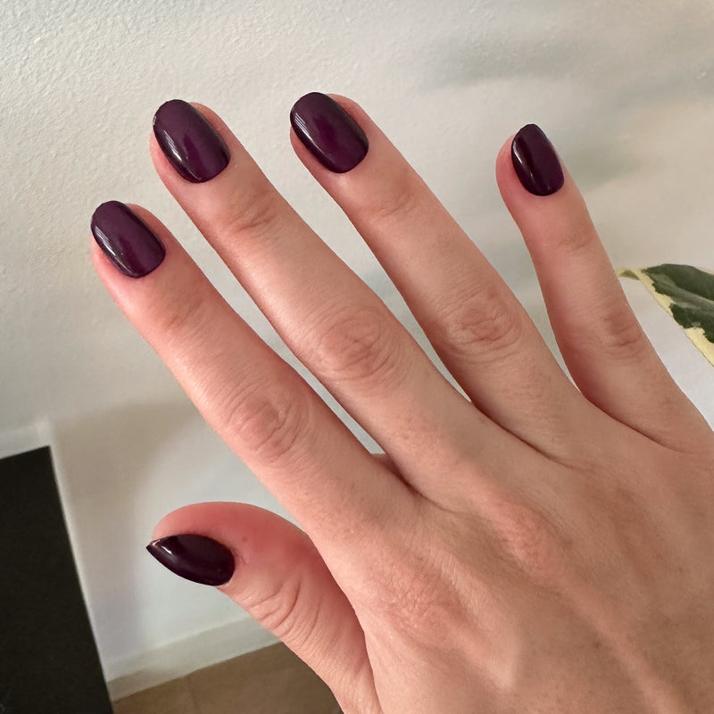 picture of Velvet Plaza - Press-On | Extra Short | Round