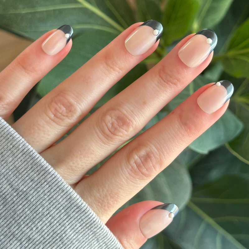 Black Chrome Puffy French  - Press On | Short | Round - Press-On