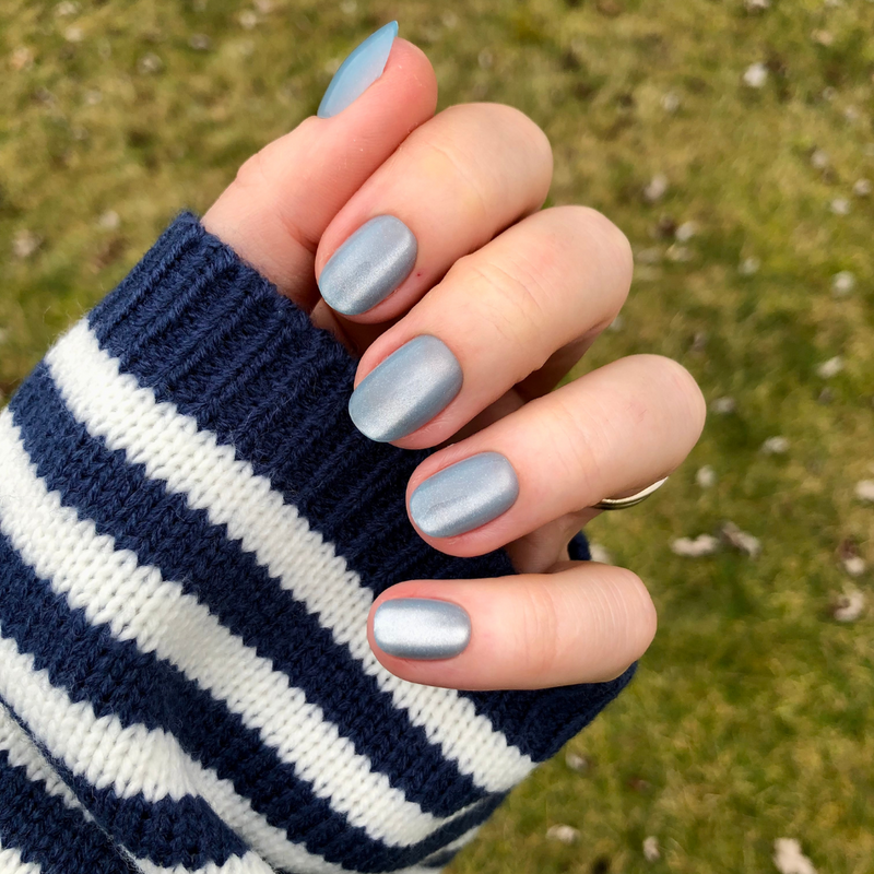 picture of Blue Velvet - Press-On | Extra Short | Round