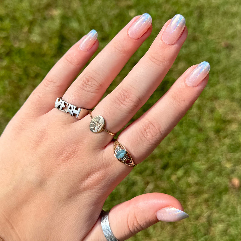 picture of Holographic Gradient - Press-On | Short | Round