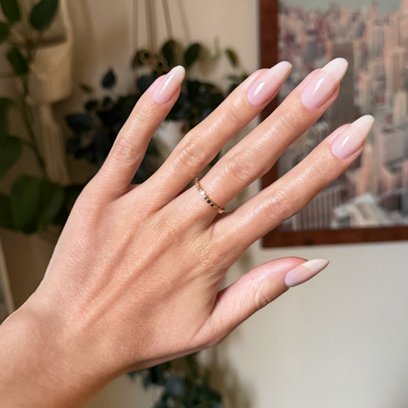 Cashmere Kiss - Builder Gel - Builder Gel Polish