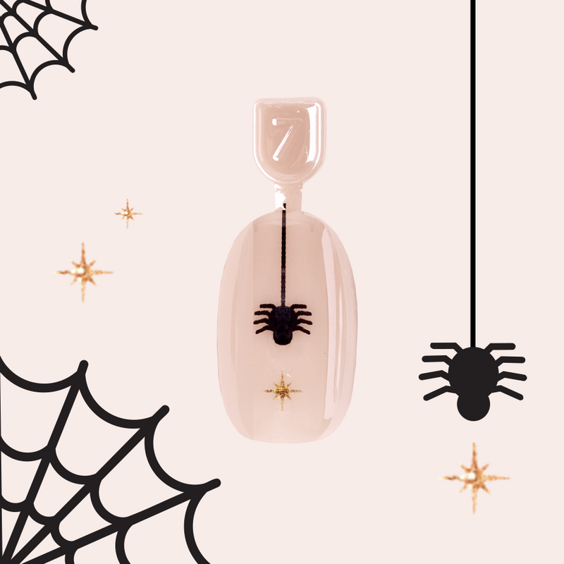 Caught in a Cute Web - Pressies | Short Medium | Round