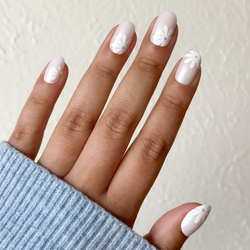 Chrome Daisy Pop - Press-On | Short | Round