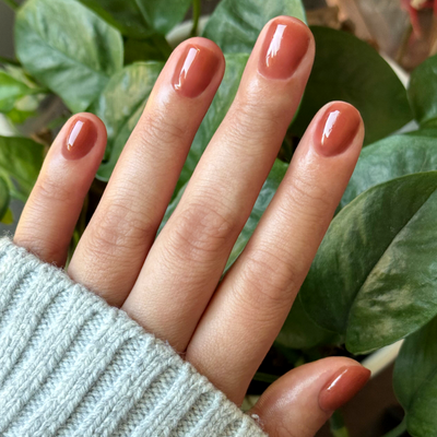 Cocoa Mousse - Builder Gel display on hand