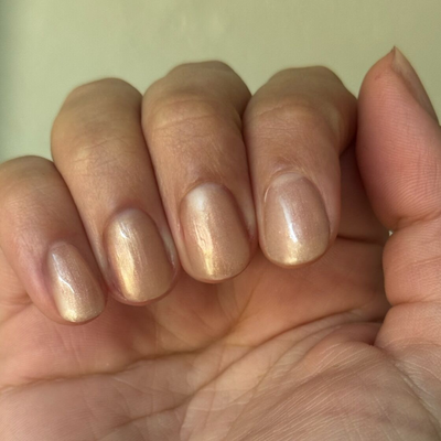 Cookie Swap Gel display on hand