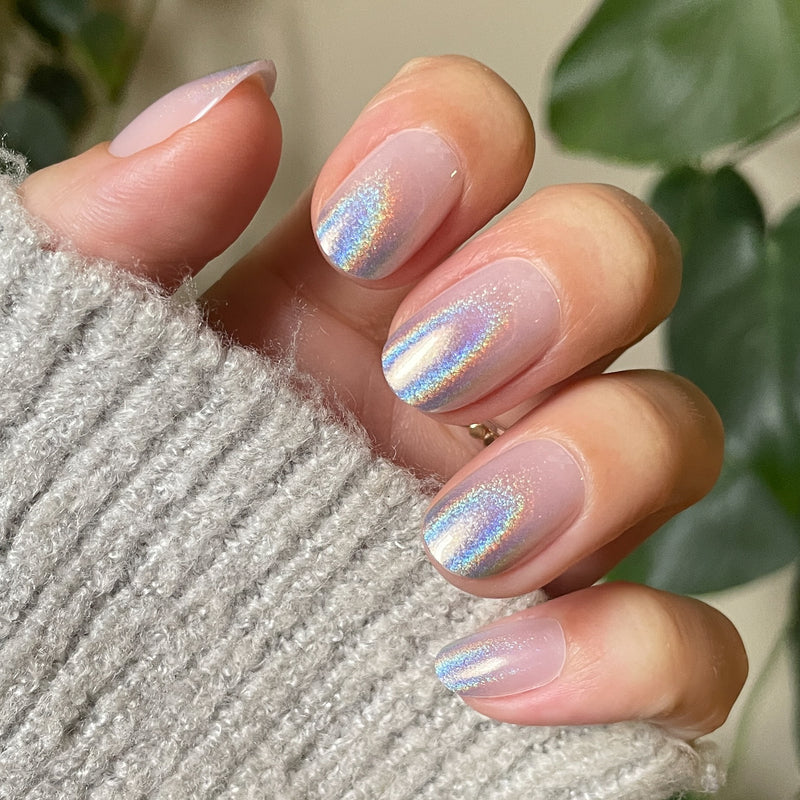 picture of Holographic Gradient - Press-On | Short | Round