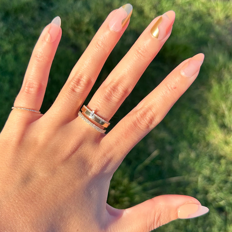 picture of Fall Groovy Swirl - Press-On | Medium | Almond