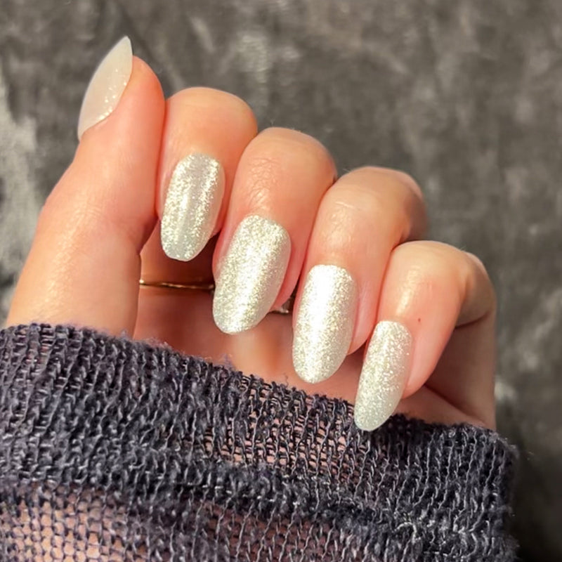 picture of Platinum Velvet - Press-On | Medium | Oval