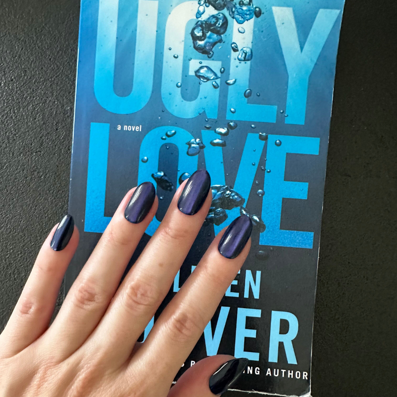 picture of Velvet Rain - Press-On | Medium | Oval