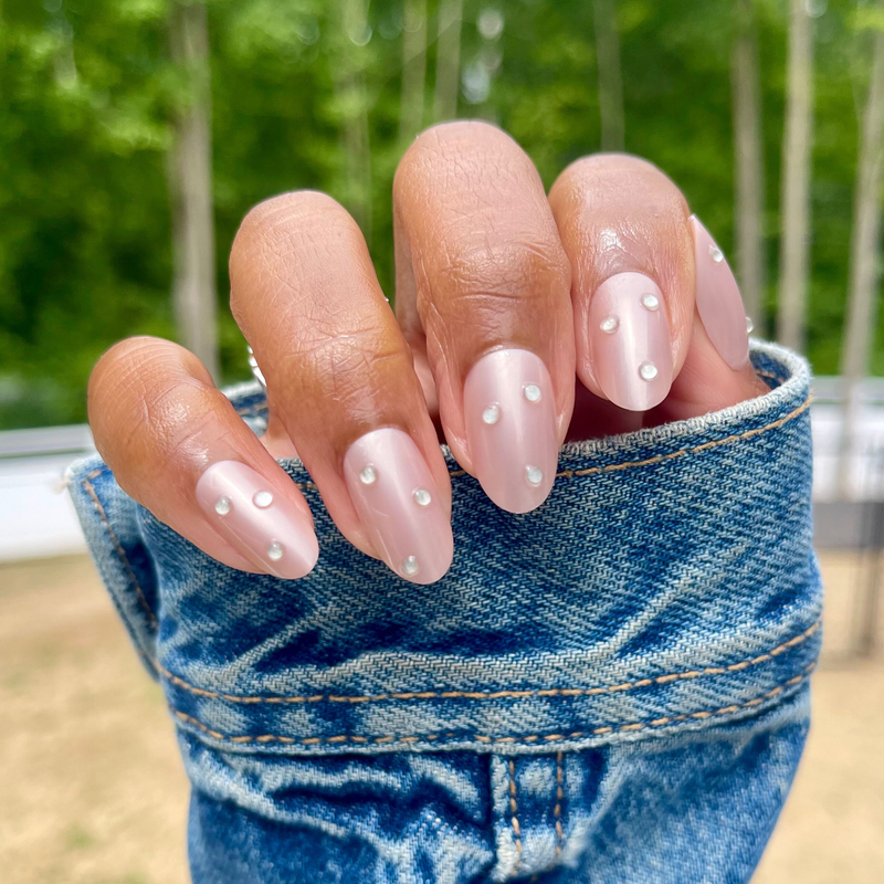 picture of Diamond Chrome Mani - Press-On | Medium | Oval