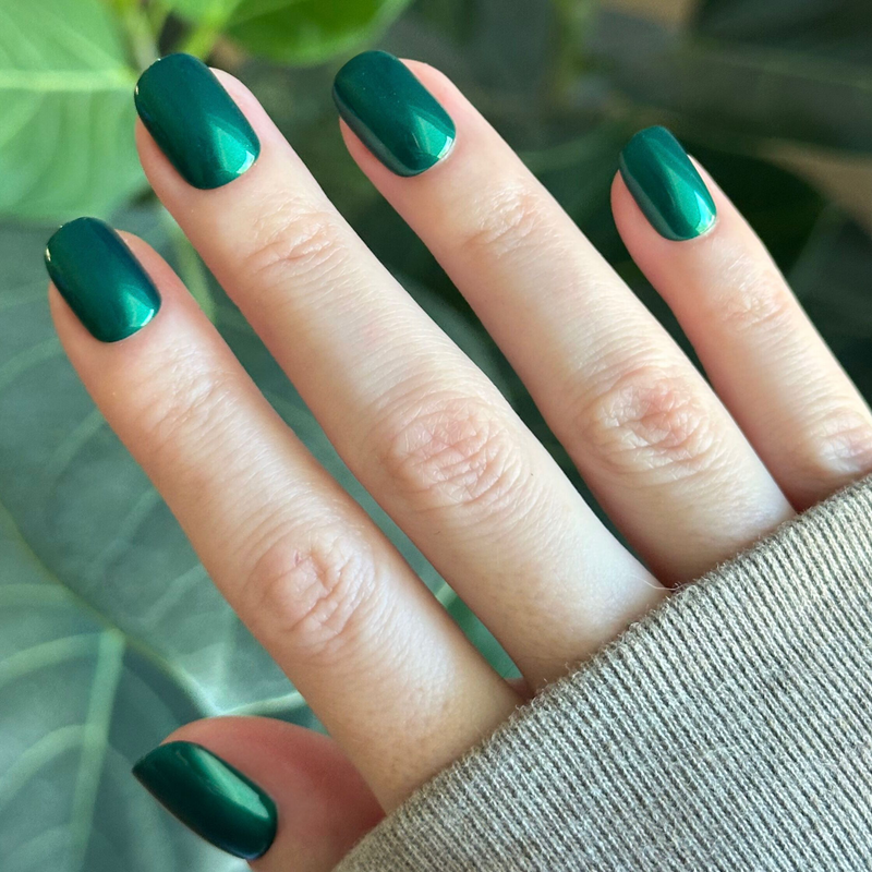 picture of Emerald Chrome - Tab Press-On | Extra Short | Squoval