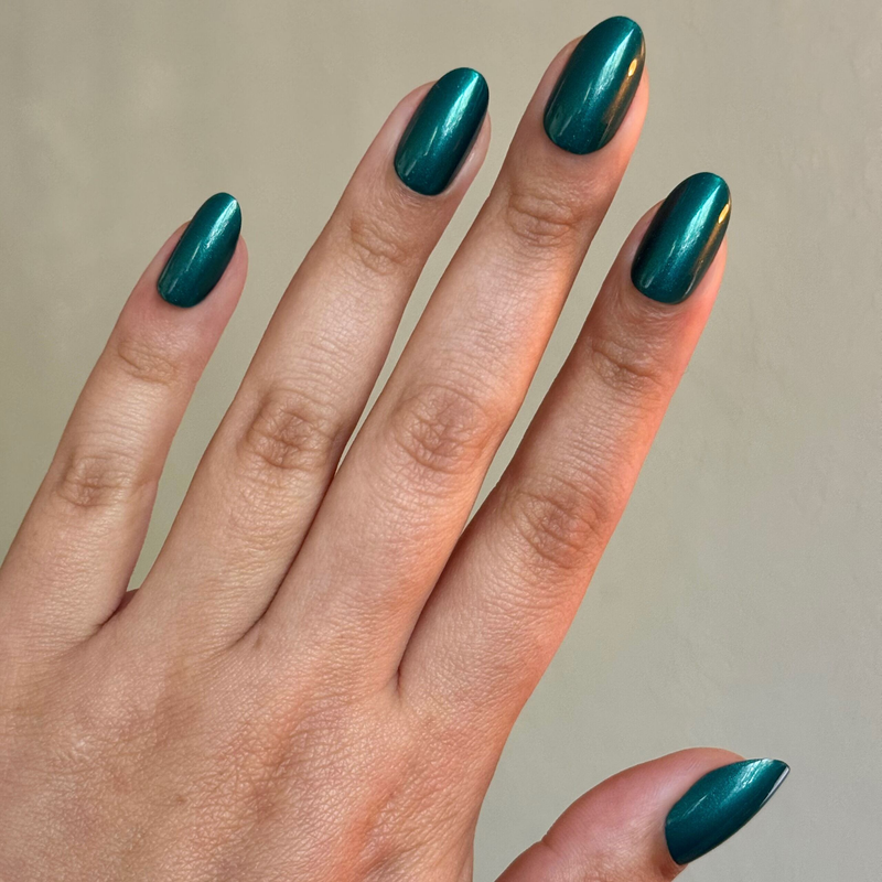 picture of Emerald Chrome - Press-On | Medium | Oval