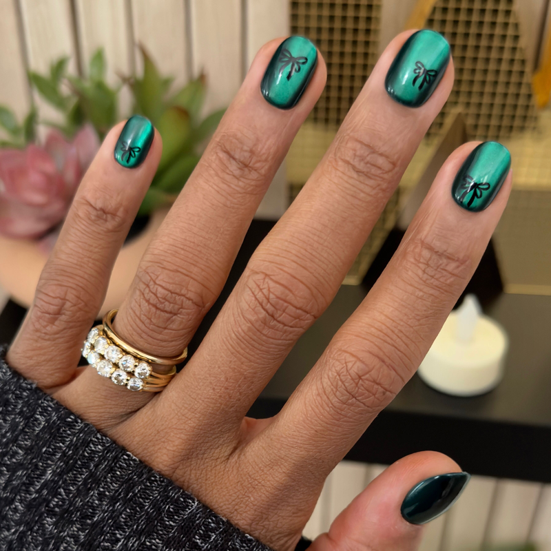 picture of Emerald Velvet with Black Bow - Tab Press-On | Extra Short | Round