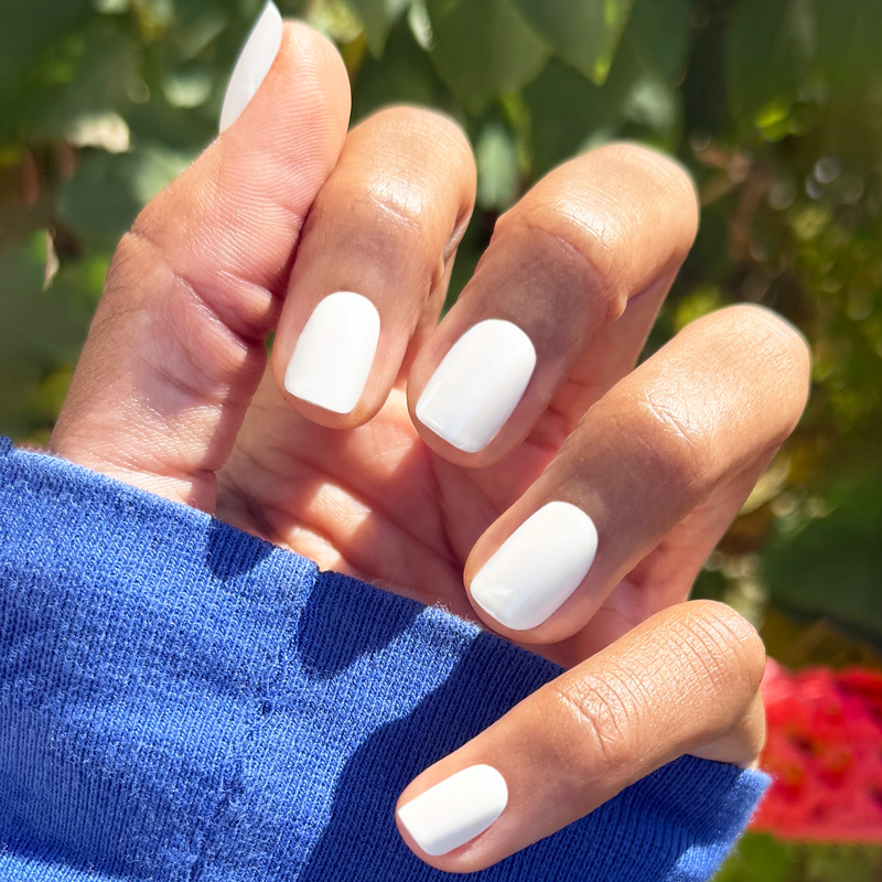 picture of White Chrome - Press-On | Extra Short | Squoval