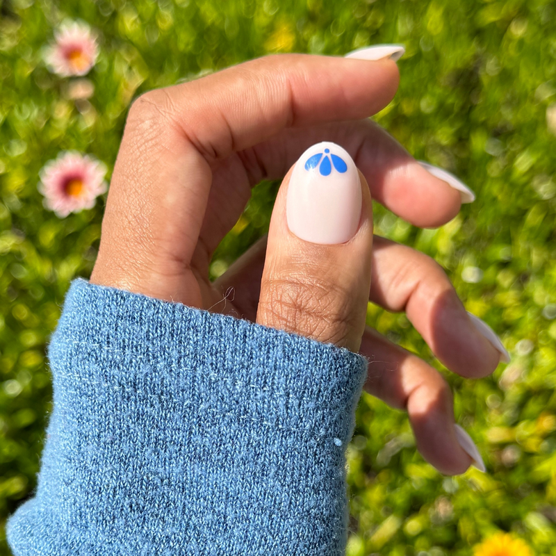 picture of Forget Me Not - Press-On | Short | Almond