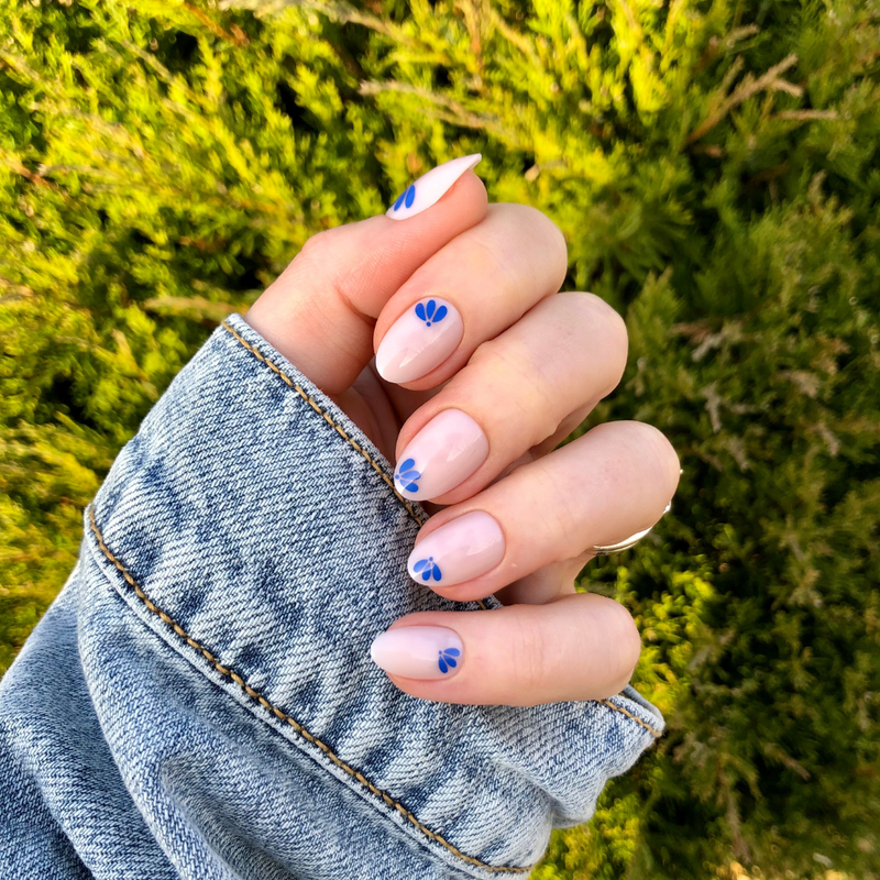 picture of Forget Me Not - Press-On | Short | Almond