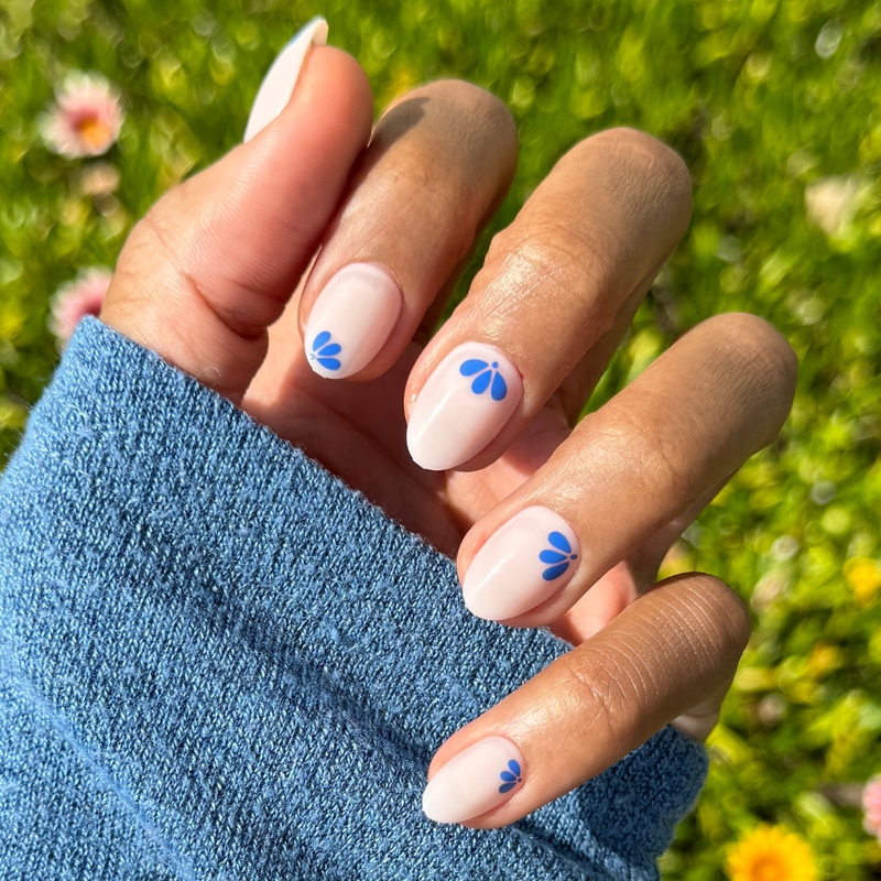 picture of Forget Me Not - Press-On | Short | Almond