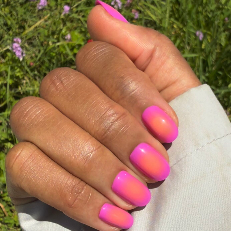 picture of Grape Aura - Press-On | Short | Round