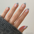 Blue Chrome Grogu French - Press-Ons | Short | Round single nail ugc