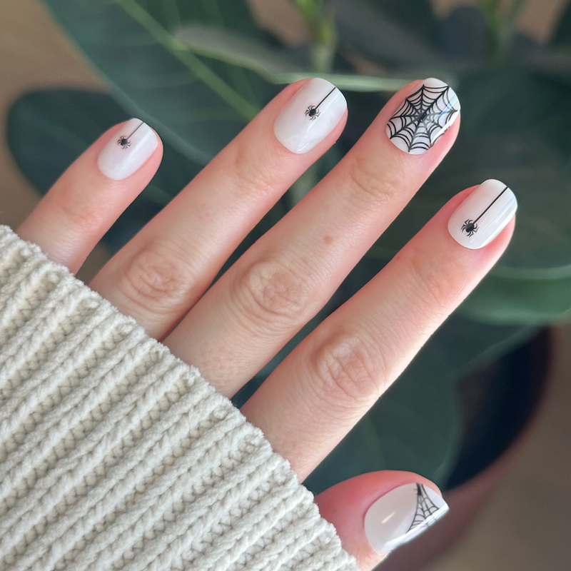 Halloween Spiderwebs | Extra Short | Squoval - Tab Press-On