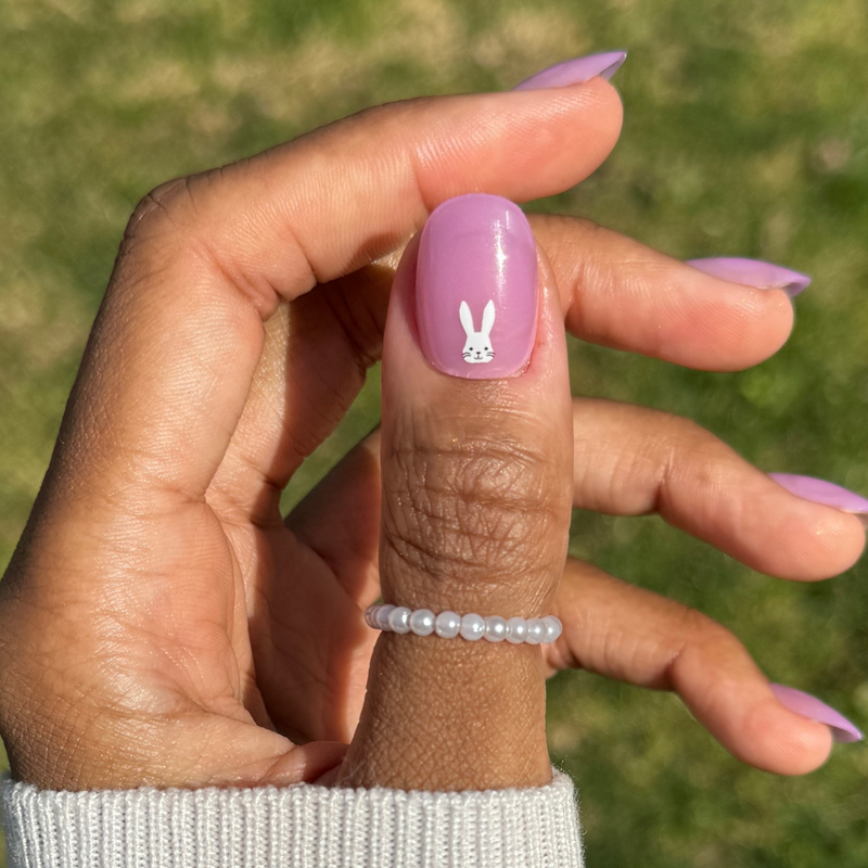 picture of Hello Bunny! - Press-On | Short | Round