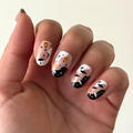 Iconic Halloween Forever - Press-On | Short | Round single nail ugc