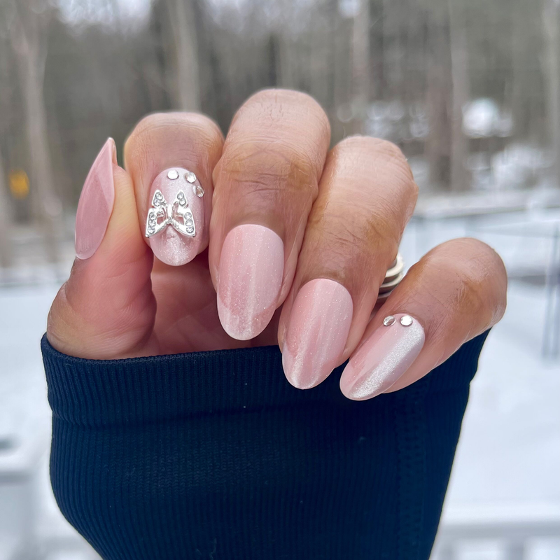 Illusion French Butterfly  - Press On | Medium | Oval - Press-On