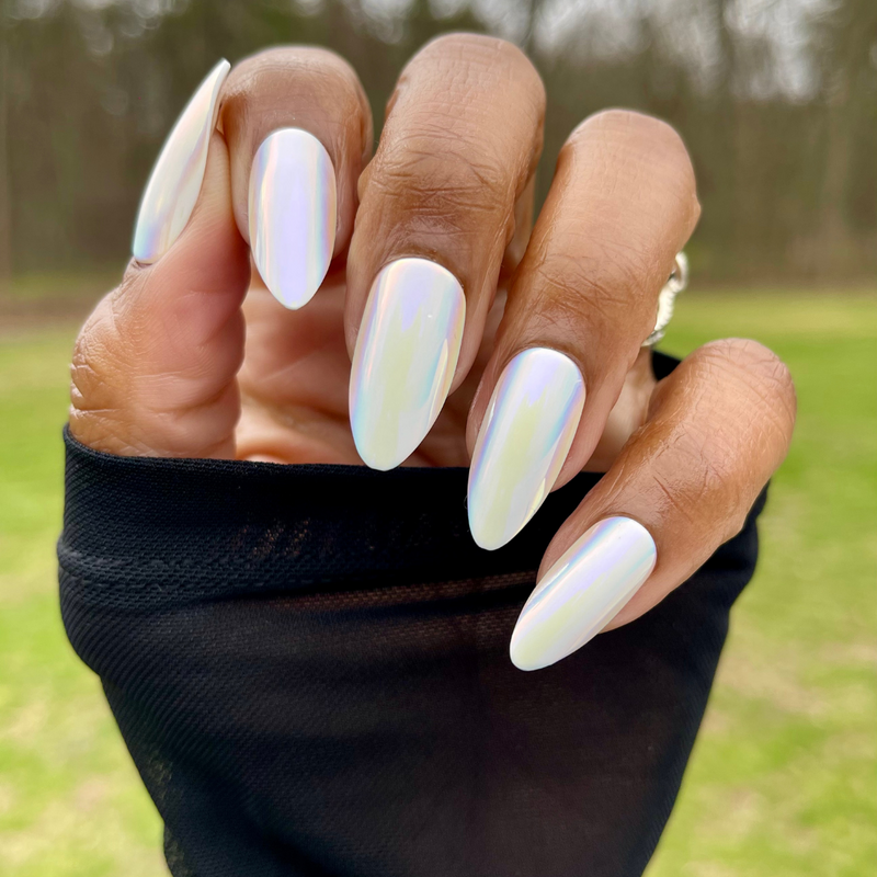 picture of Iridescent Chrome - Press-On | Long | Almond