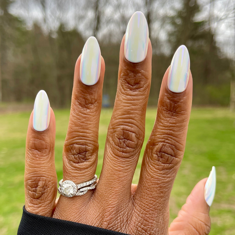 picture of Iridescent Chrome - Press-On | Long | Almond