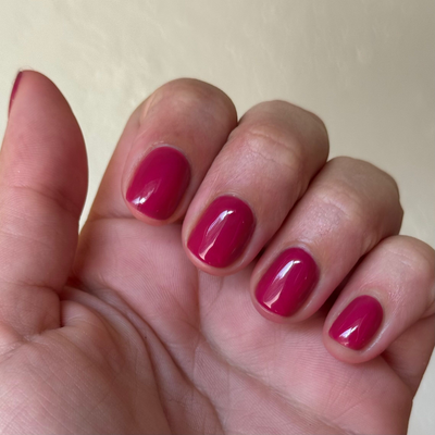 JG - Gel display on hand