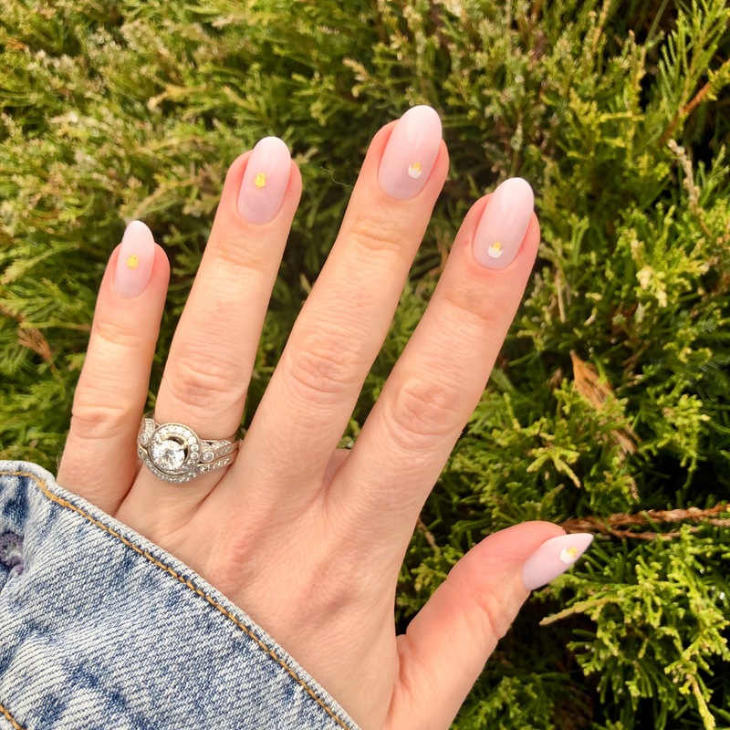 picture of Cheerful Chicks - Press-On | Medium | Oval