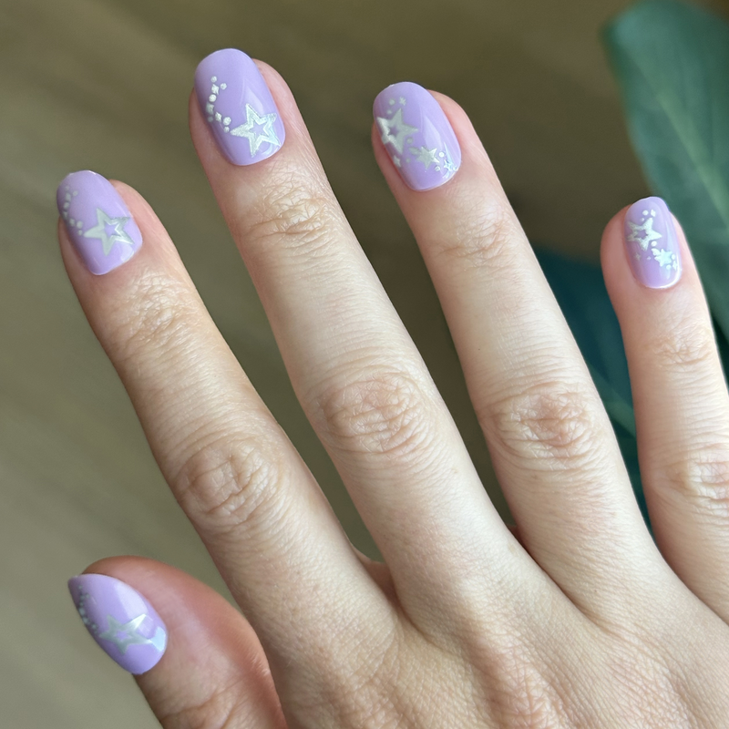 picture of Lavender Iridescent Stars - Press-On | Extra Short | Round