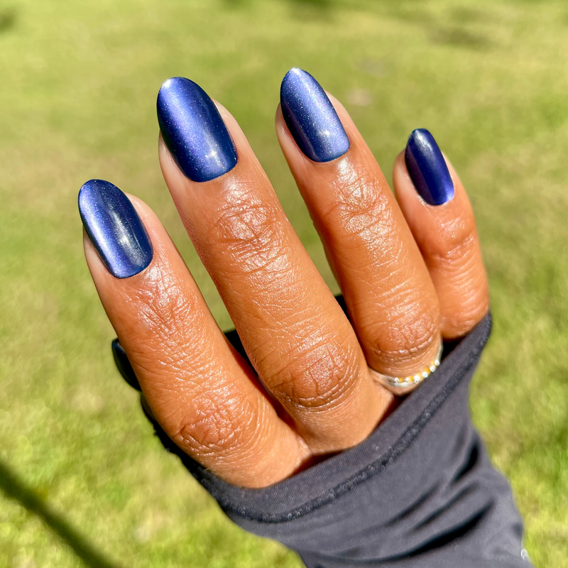 picture of Velvet Rain - Press-On | Medium | Oval