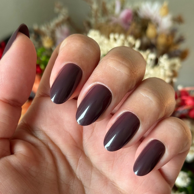 Let’s Stay In - Press-On | Medium | Oval on nails