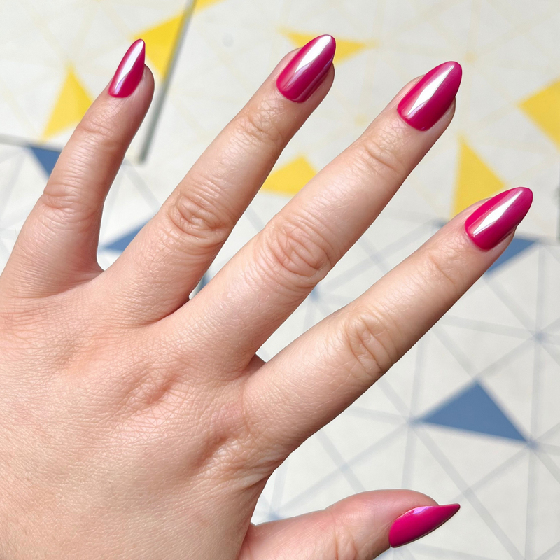 picture of Magenta Chrome - Press-On | Medium | Almond