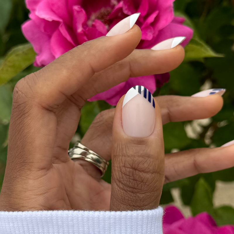 picture of Nautical Split French - Press-On | Medium | Oval