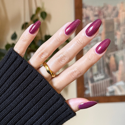 On the Promenade - Gel on nails