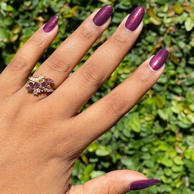 On the Promenade on nails