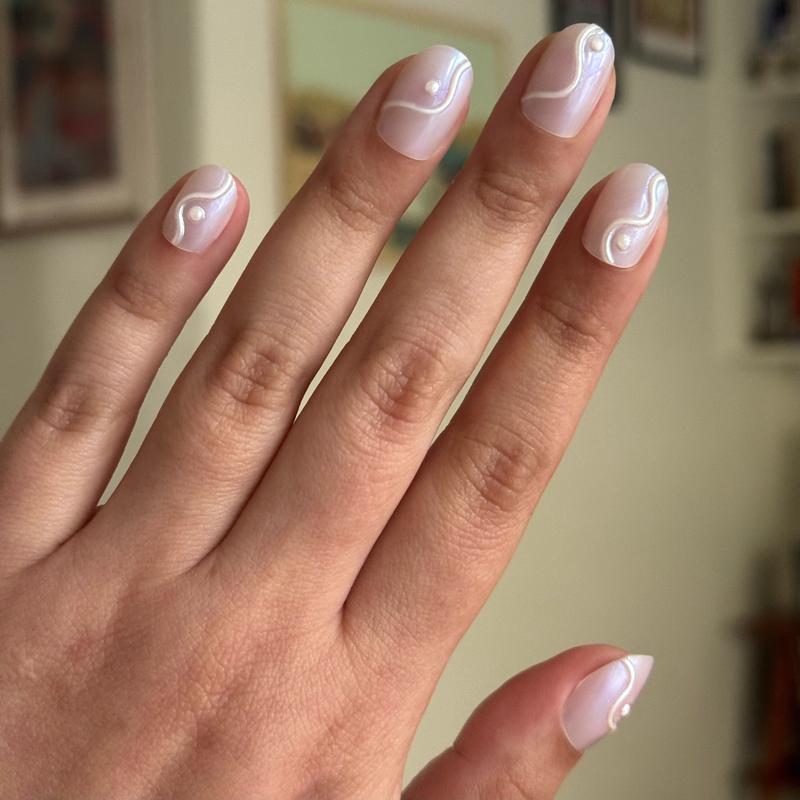 Pink Goldfish 3D Swirl  - Press On | Extra Short | Round - Press-On