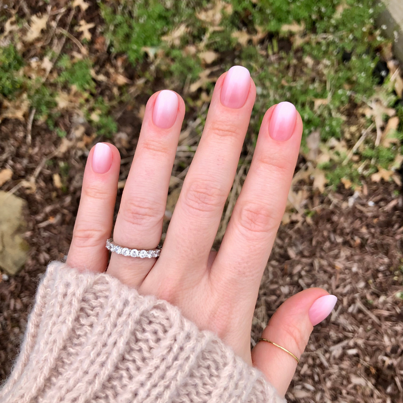 picture of Pink Syrup Gradient - Press-On | Extra Short | Round