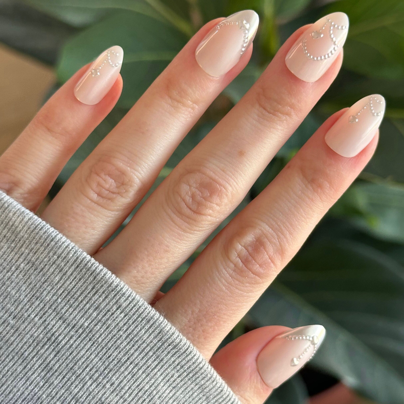 Pretty in Pearls French  - Press On | Medium | Almond - Press-On