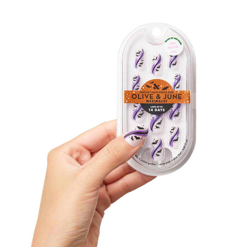 Puffy Bat Swirls - Press-On | Medium | Oval